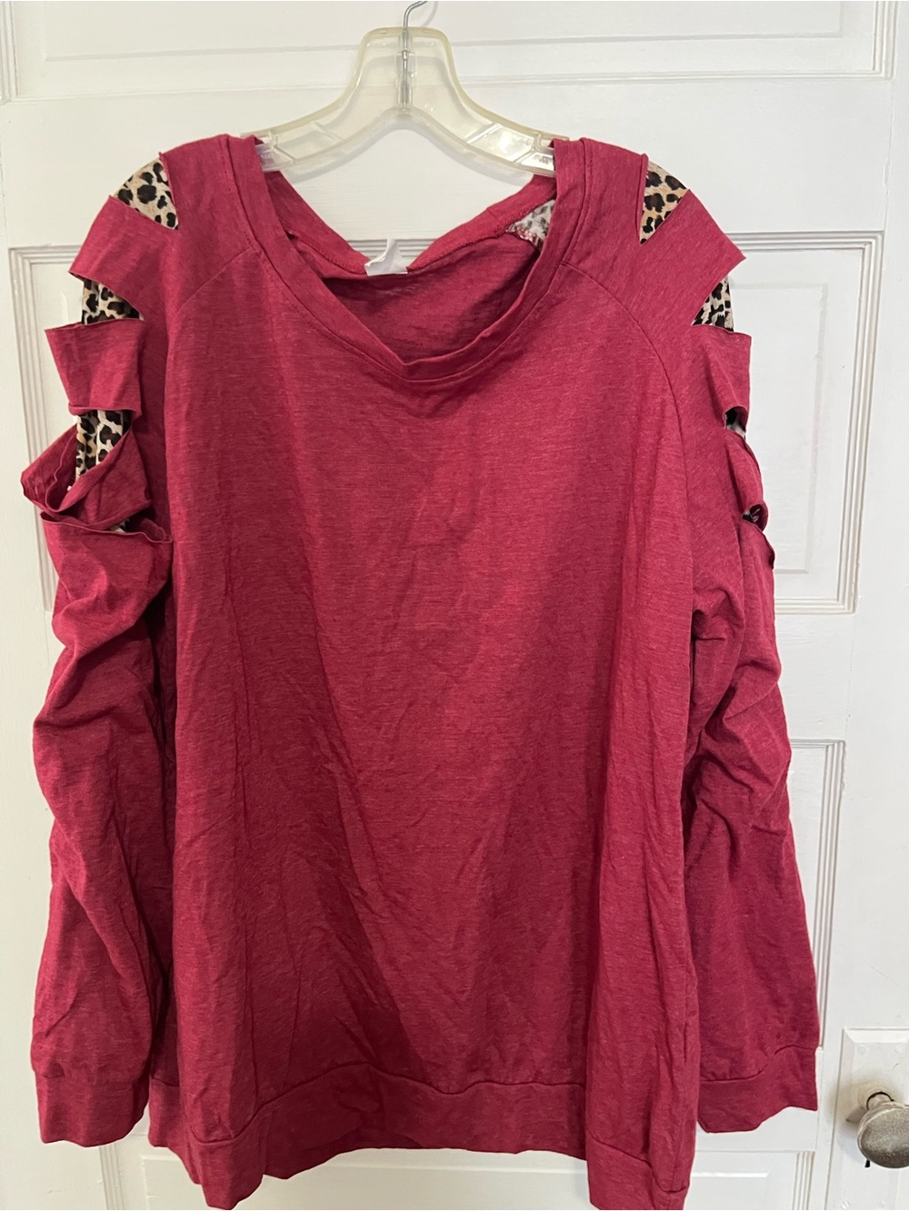 Sunshine & Rodeo Women's Cutout Shoulder Top with Leopard Trim 2XL
